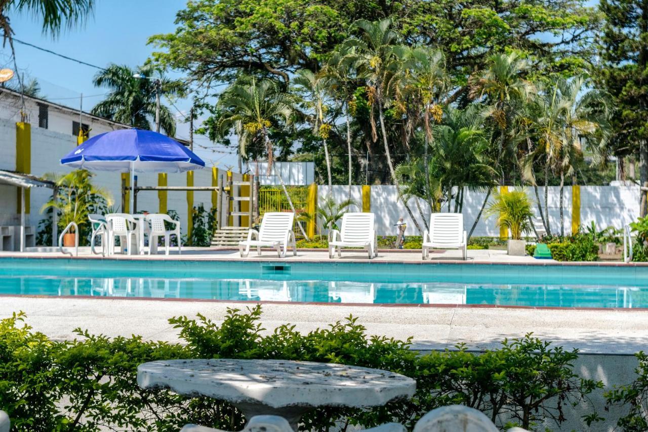 Hotel Villa Bosco Palmira  Bagian luar foto